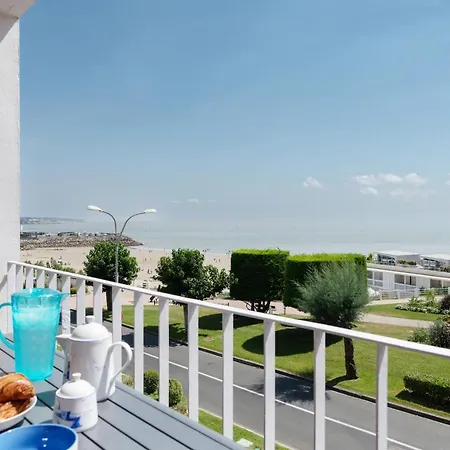 Superbe T3 De 70m2 Face A La